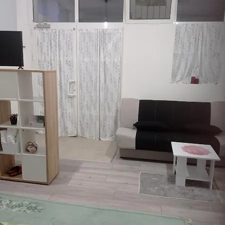 Sokak Apartment