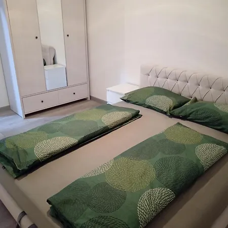 Apartment Sokak *